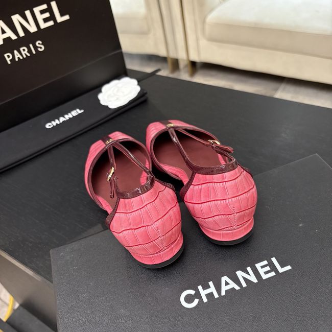 Chanel Mary Janes G47613-10
