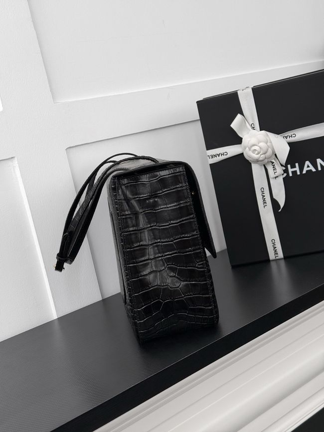 Chanel Crocodile Embossed Maxi Flapbag Calfskin AS6233 Black Chanel Crocodile Embossed Maxi Flapbag Calfskin AS6233 Black