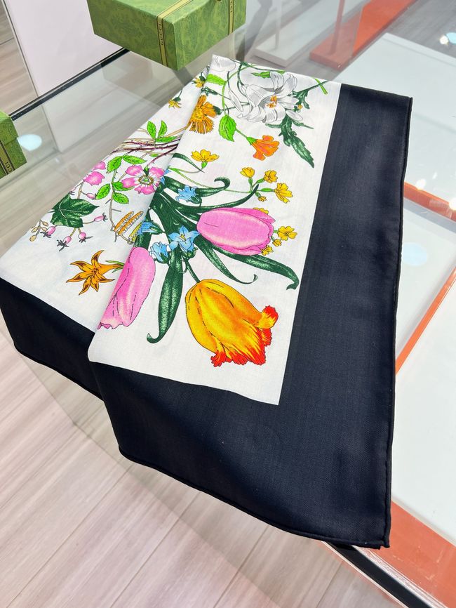 Gucci Wool and Silk Shawl A008HK-2 Gucci Wool and Silk Shawl A008HK-2