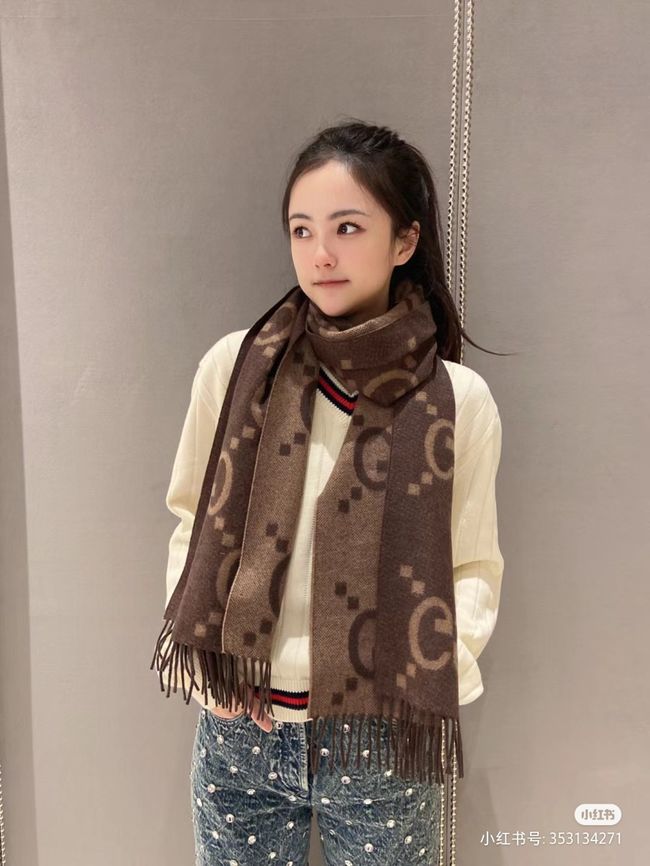 Gucci Reversible Cashmere scarf 777067-7
